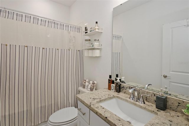 646 KIMBER, Debary, FL 32713