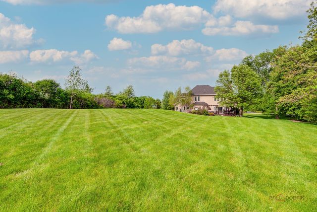 39598 Orchard Bluff Lane, Wadsworth, IL 60083