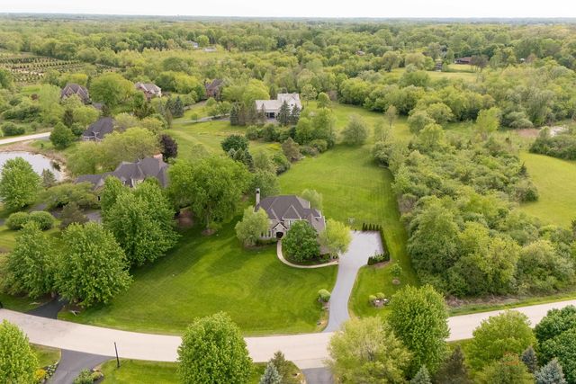 39598 Orchard Bluff Lane, Wadsworth, IL 60083