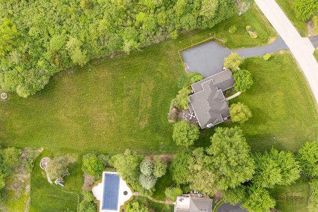 39598 Orchard Bluff Lane, Wadsworth, IL 60083