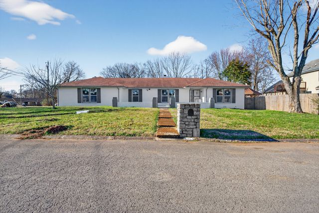 200 Upwind Ct, Nashville, TN 37217