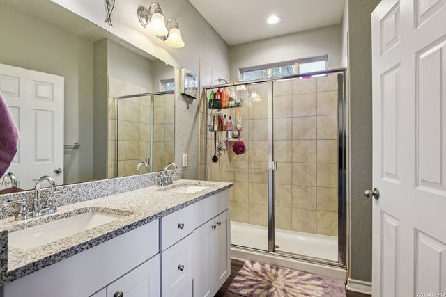 8814 White Crown, San Antonio, TX 78254