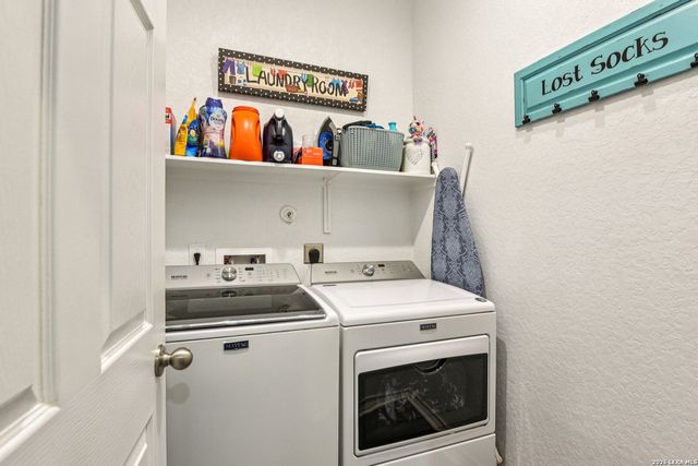 8814 White Crown, San Antonio, TX 78254