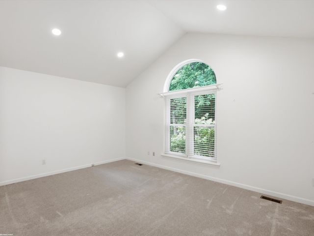 3436 Vardon Drive, Rochester Hills, MI 48307