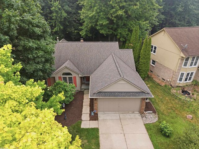 3436 Vardon Drive, Rochester Hills, MI 48307