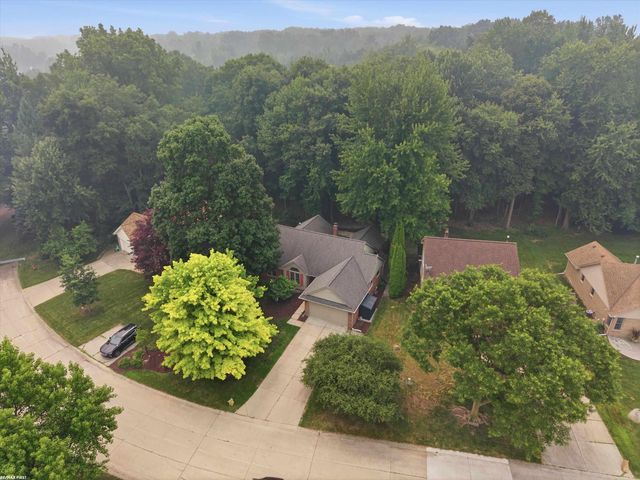 3436 Vardon Drive, Rochester Hills, MI 48307