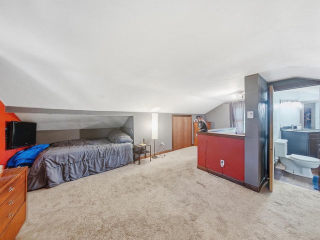 8311 Fox River ROAD, Waterford, WI 53185