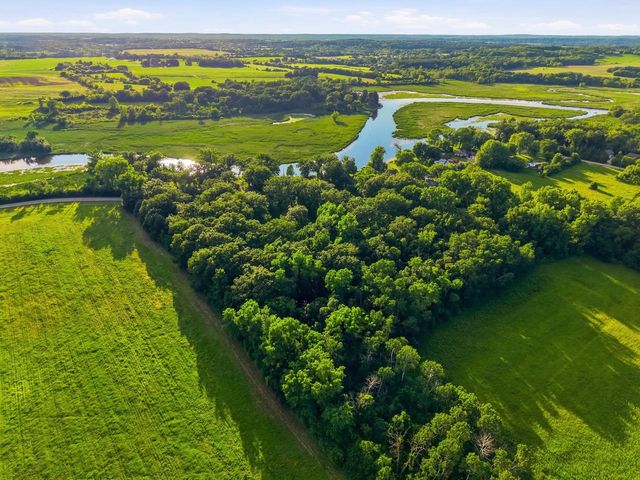8311 Fox River ROAD, Waterford, WI 53185
