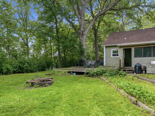 8311 Fox River ROAD, Waterford, WI 53185