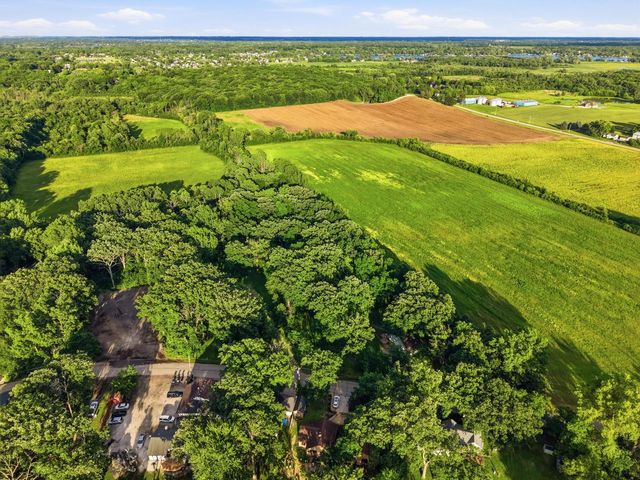 8311 Fox River ROAD, Waterford, WI 53185