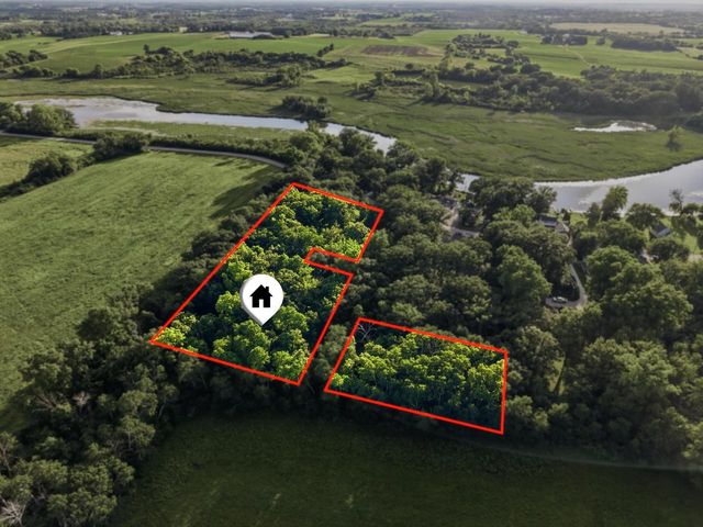 8311 Fox River ROAD, Waterford, WI 53185