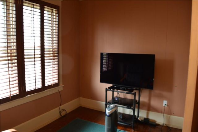 525 North Muhlenberg, Allentown City, PA 18104