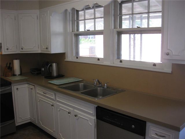 525 North Muhlenberg, Allentown City, PA 18104