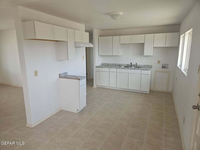 1116 MARLOW Road, El Paso, TX 79905