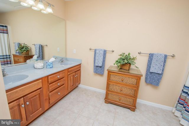 134 MEADOW DR, Seaford, DE 19973