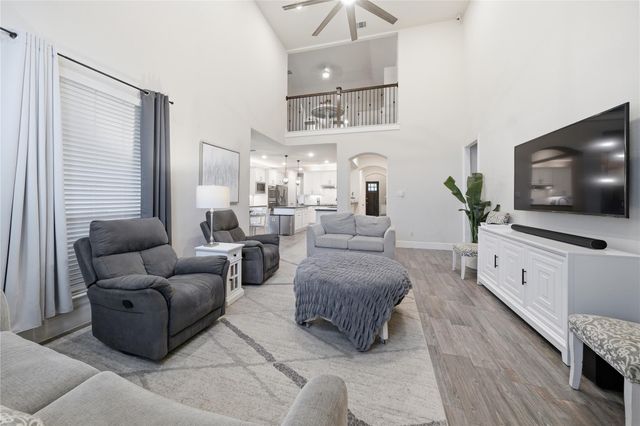 720 Mayhill Ridge Lane, League City, TX 77573