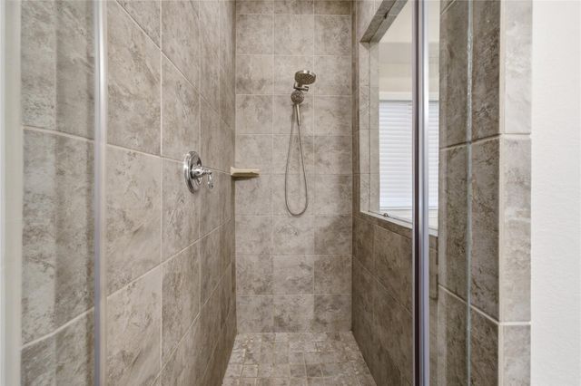 720 Mayhill Ridge Lane, League City, TX 77573