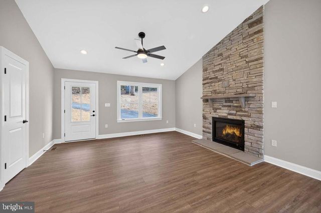 135 OLD SAWMILL RD, Front Royal, VA 22630