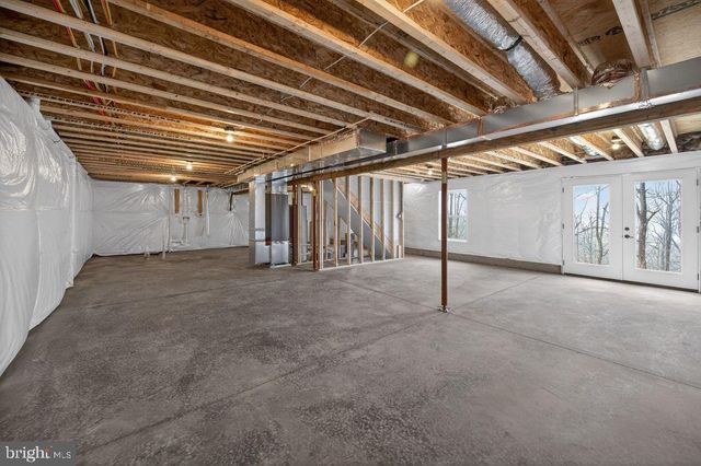 135 OLD SAWMILL RD, Front Royal, VA 22630