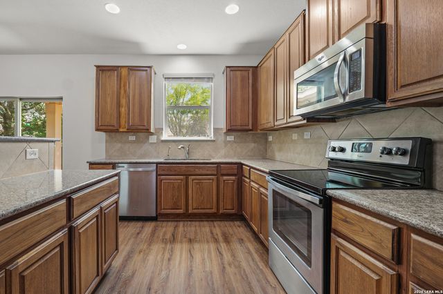 1464 JORDAN XING, New Braunfels, TX 78130