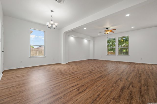 1464 JORDAN XING, New Braunfels, TX 78130