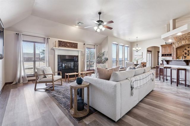 11800 Pamalos Trail, Oklahoma City, OK 73173