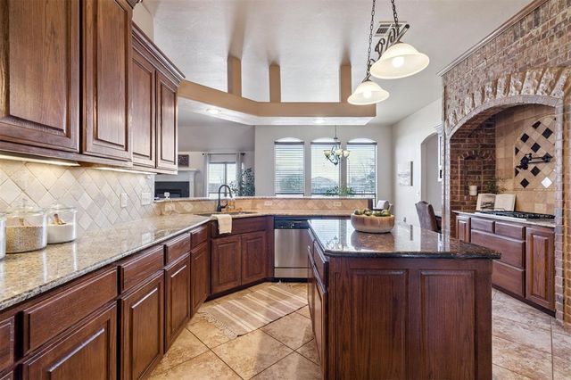 11800 Pamalos Trail, Oklahoma City, OK 73173