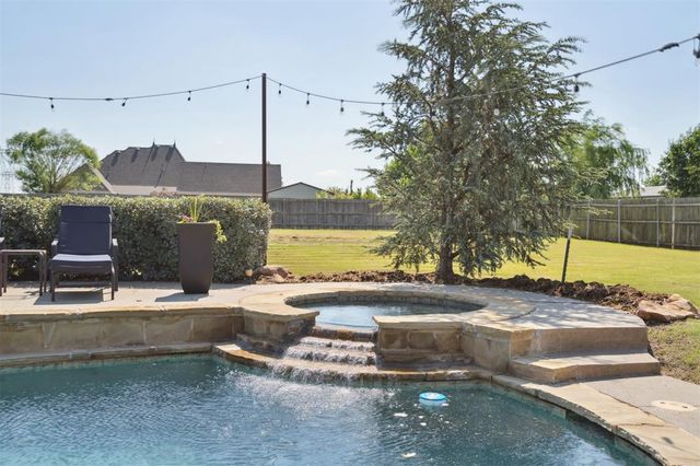 11800 Pamalos Trail, Oklahoma City, OK 73173