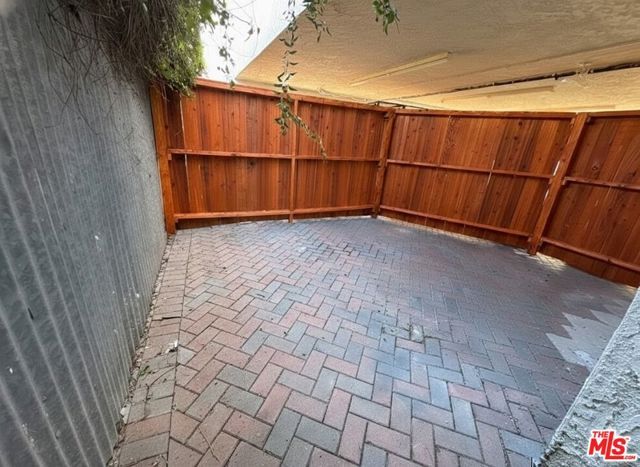 1534 N Mariposa Avenue, Los Angeles, CA 90027