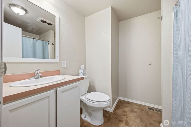5701 NE St Johns Road #21, Vancouver, WA 98661