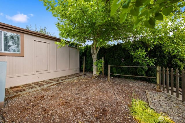 5701 NE St Johns Road #21, Vancouver, WA 98661