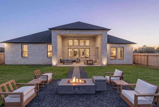 2351 Friendswood Trail, Friendswood, TX 77546