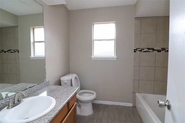 6111 Briar Glade Drive, Houston, TX 77072