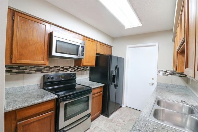 6111 Briar Glade Drive, Houston, TX 77072