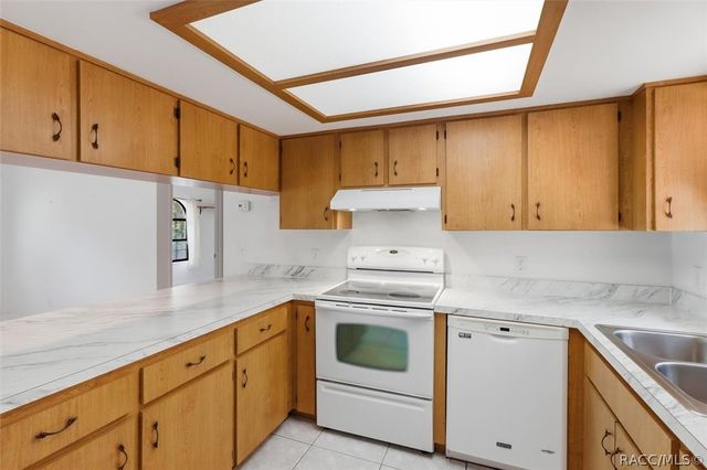 972 N Charles Avenue, Inverness, FL 34453