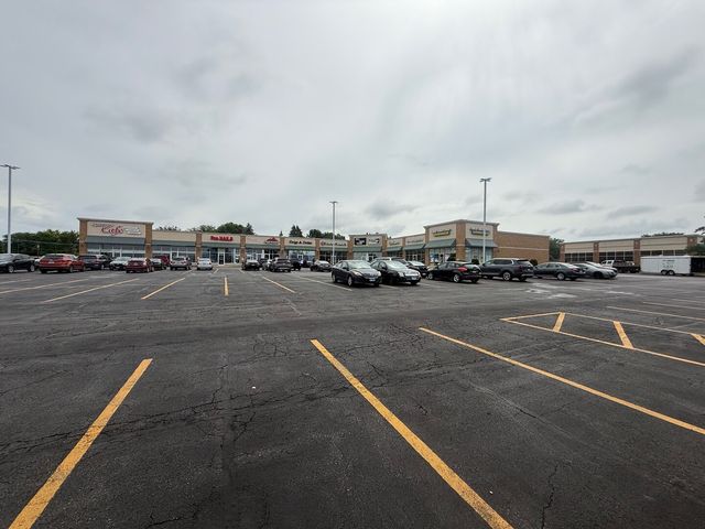 1170 DeKalb Avenue 108, Sycamore, IL 60178