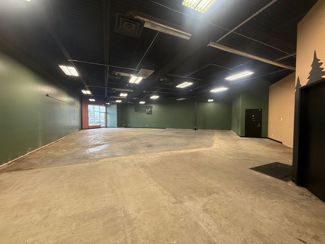 1170 DeKalb Avenue 108, Sycamore, IL 60178