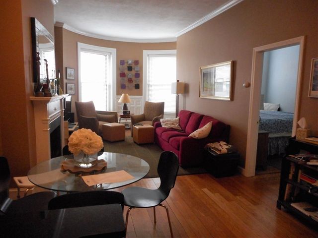 922 Beacon Street 13, Boston, MA 02215