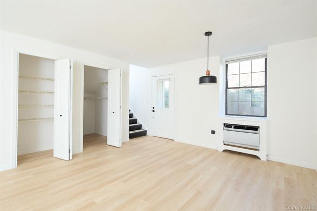 341 Furnace Dock Road 35, Cortlandt Manor, NY 10567