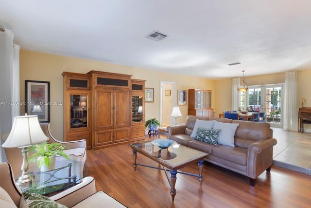 7420 SW 145th Ter, Palmetto Bay, FL 33158