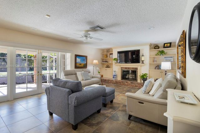 7420 SW 145th Ter, Palmetto Bay, FL 33158