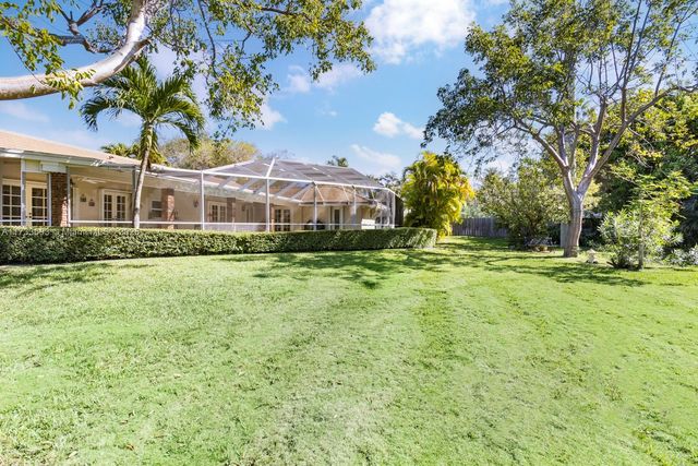 7420 SW 145th Ter, Palmetto Bay, FL 33158