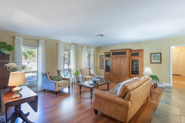 7420 SW 145th Ter, Palmetto Bay, FL 33158