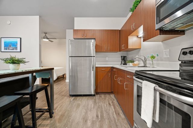 619 E Eighth Street, Traverse City, MI 49686