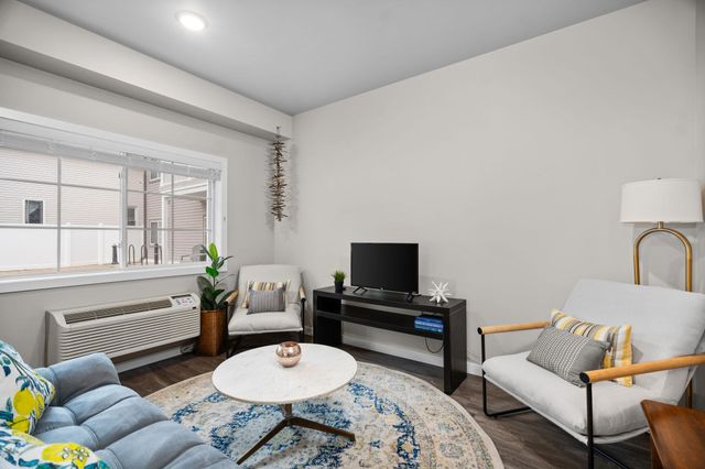 619 E Eighth Street, Traverse City, MI 49686