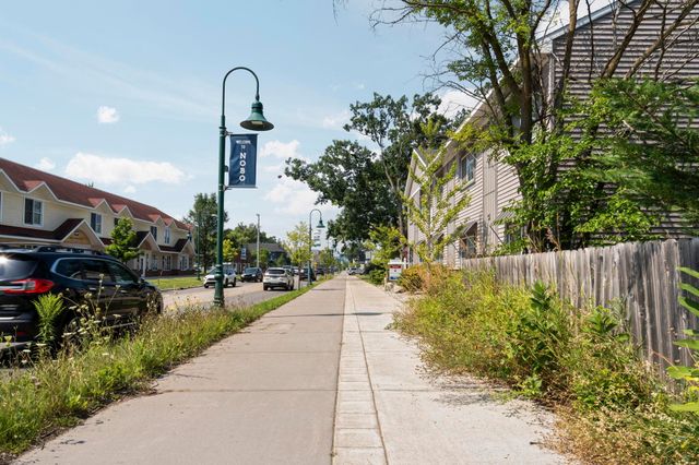 619 E Eighth Street, Traverse City, MI 49686