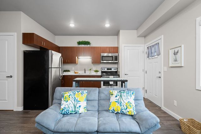 619 E Eighth Street, Traverse City, MI 49686