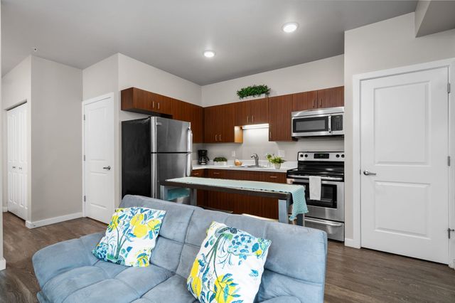 619 E Eighth Street, Traverse City, MI 49686