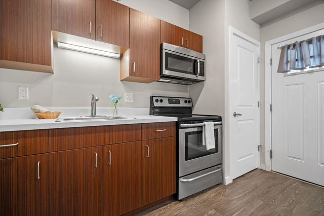 619 E Eighth Street, Traverse City, MI 49686