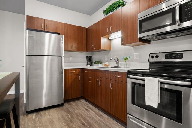 619 E Eighth Street, Traverse City, MI 49686